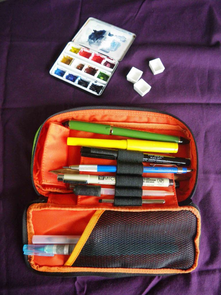 pencil-case-travel-paints