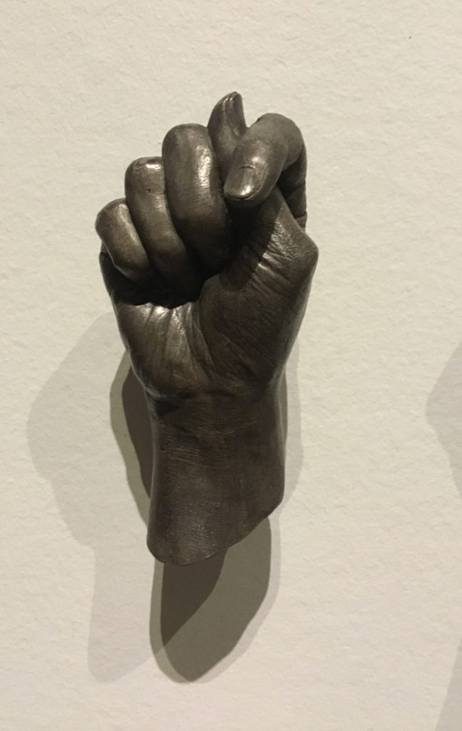 "T"