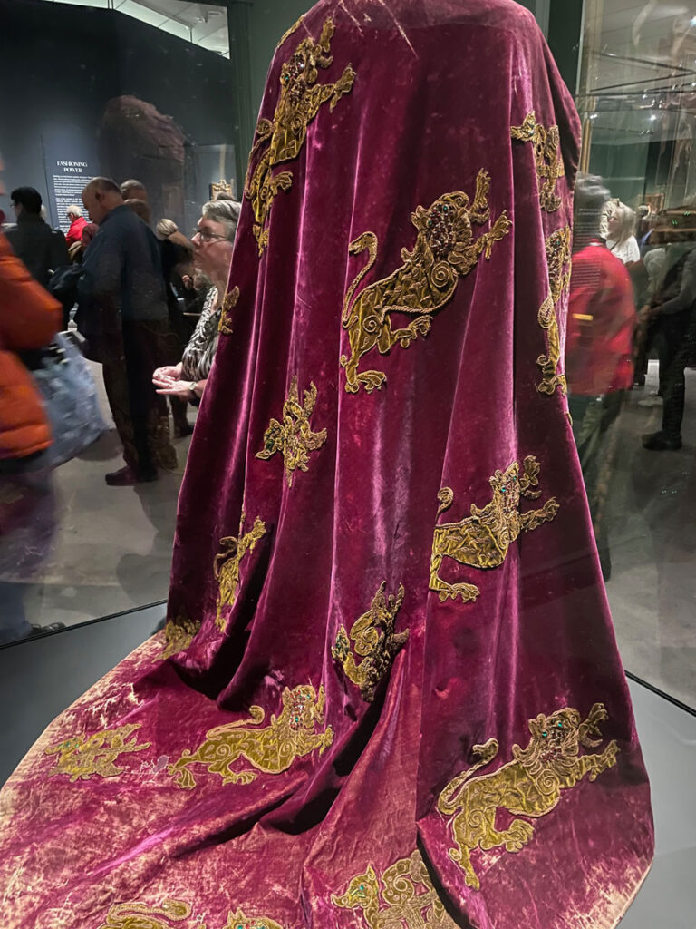 Cloak Back