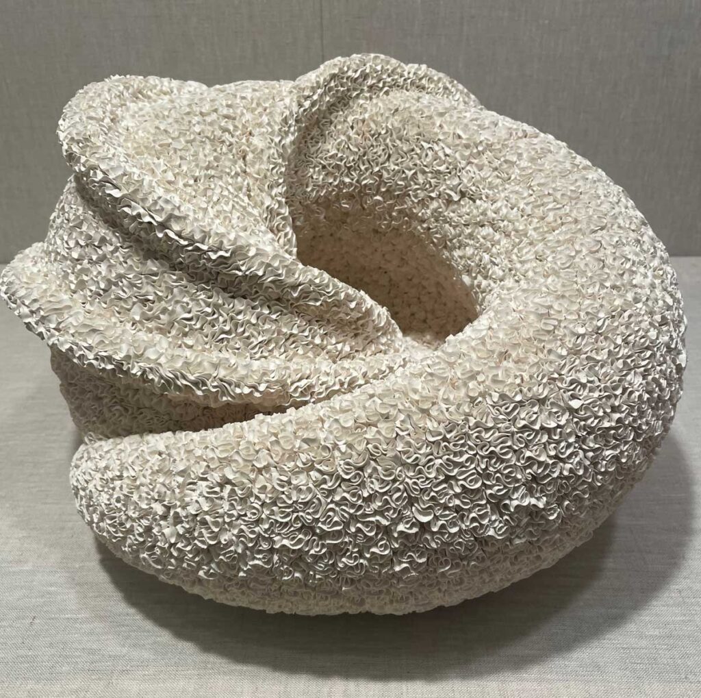 Hattori Makiko Porcelaneous stoneware
