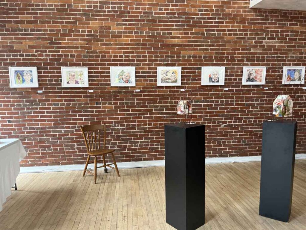  Full Bloom, Satellite Gallery