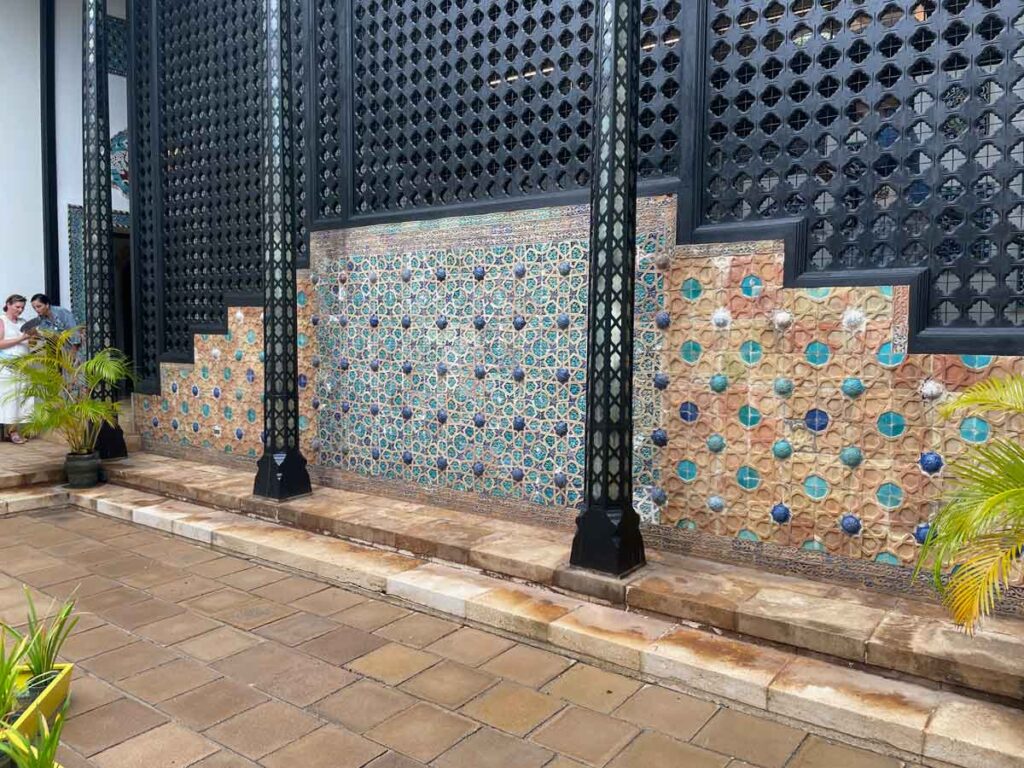 Tile Wall
